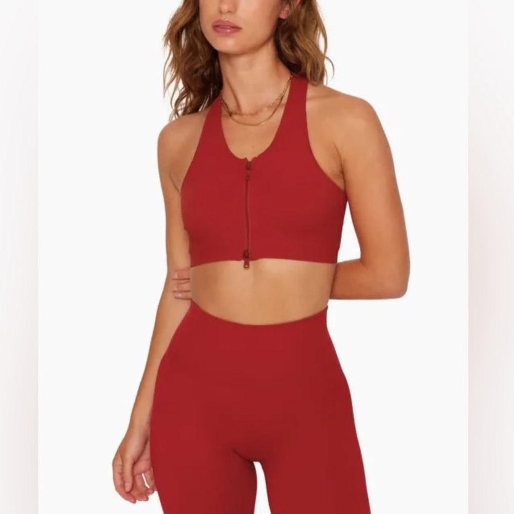 Set Active Sculptflex Red Set Top and Shorts color Heartthrob Size S
